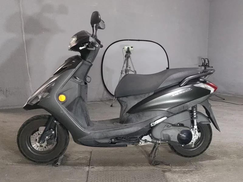 Yamaha AXIS Z