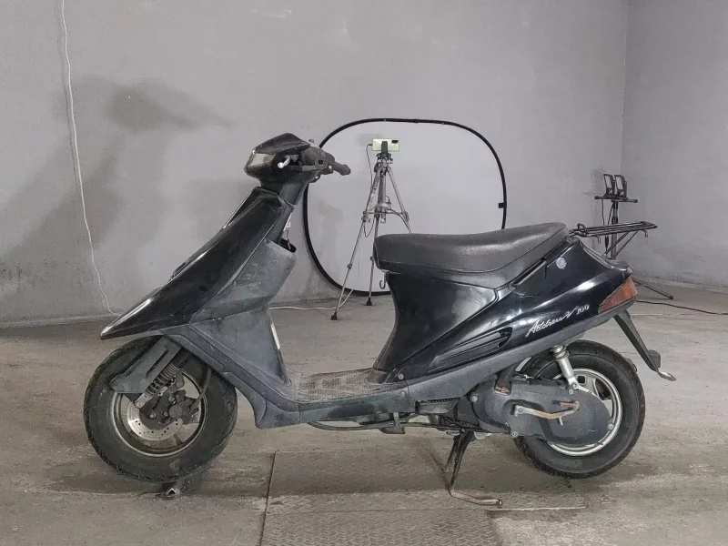 Suzuki ADDRESS V100