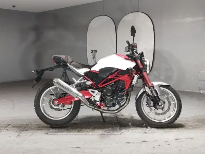 Honda CB250R