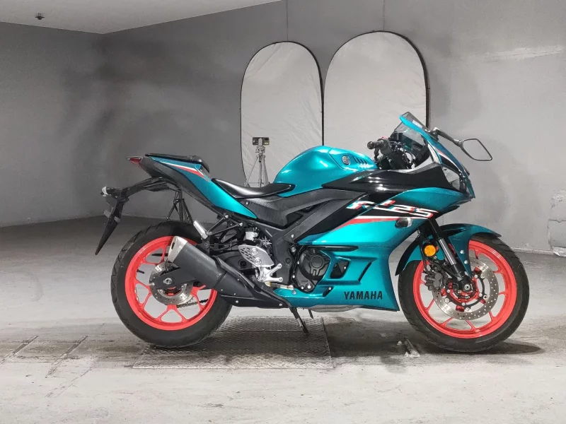 Yamaha YZF-R25 лот № 5146 оценка 4  с аукциона в Японии