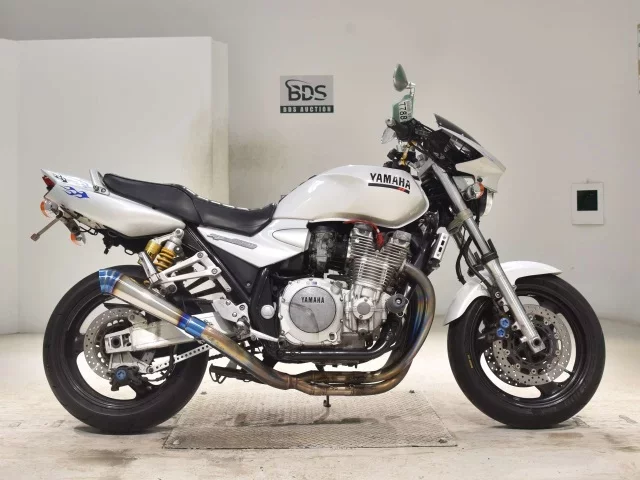 Yamaha XJR1300
