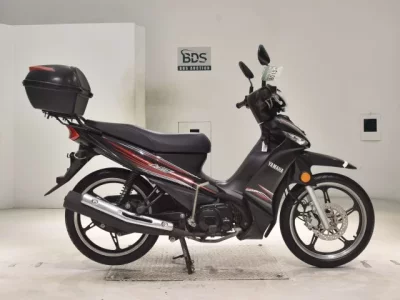 Yamaha i8 115