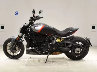 Ducati DUCATI X DIAVEL BLACK SU MANY