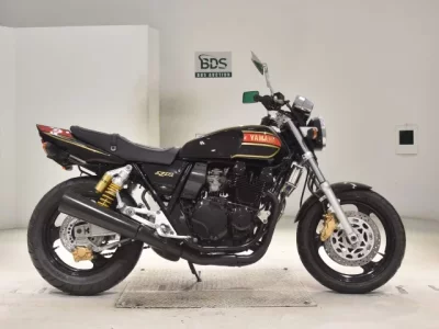 Yamaha XJR400R-1
