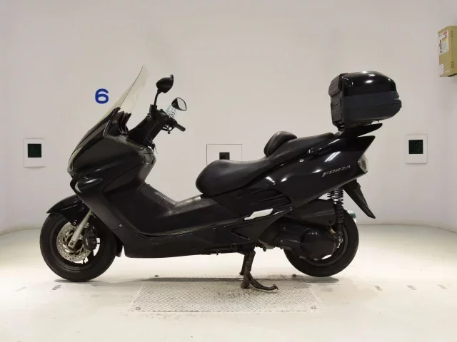 Honda FORZA