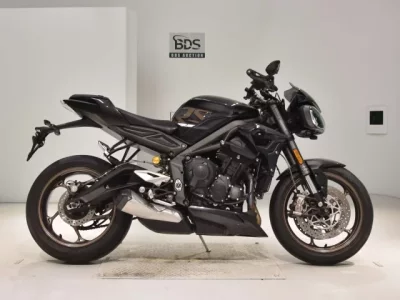 Triumph TRIUMPH STREET TRIPLE RS
