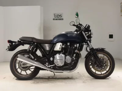 Honda CB1100RS
