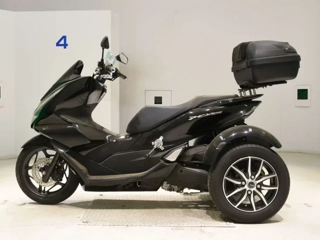 Honda PCX160 TRIKE