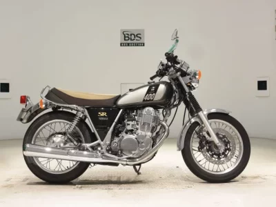 Yamaha SR400-4