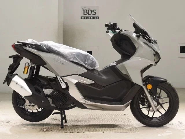 Honda ADV160