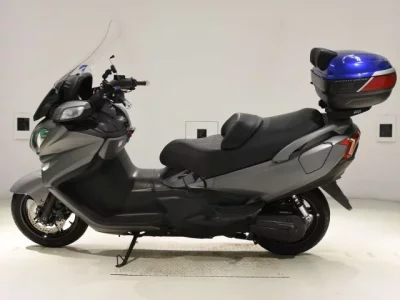 Suzuki SKYWAVE 650LX