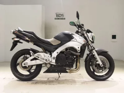 Suzuki GSR400