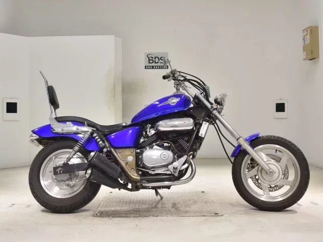 Honda MAGNA 250