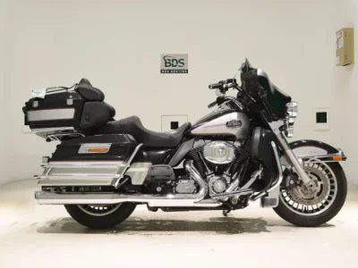 Harley-Davidson HARLEY FLHTCU1580