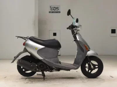 Suzuki LET S4
