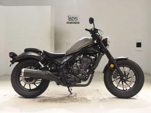 Honda REBEL
