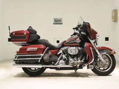 Harley-Davidson HARLEY FLHTCU1580