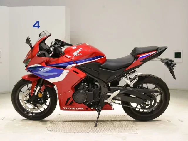 Honda CBR400R-3