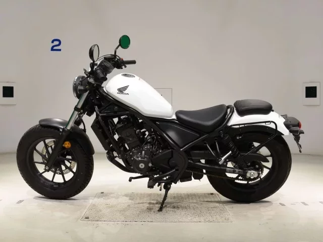 Honda REBEL