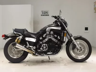Yamaha V-MAX