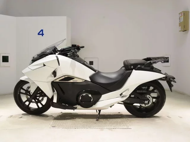 Honda NM4-01