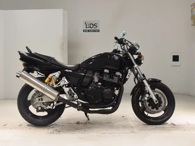 Yamaha XJR400R-3