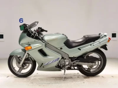 Kawasaki ZZR250