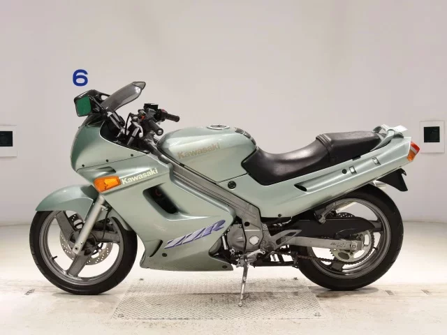 Kawasaki ZZR250