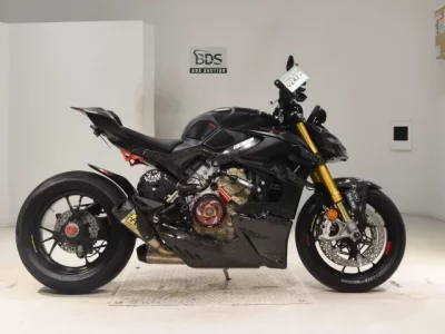 Ducati DUCATI STREET FIGHTER V4S