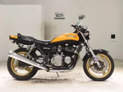Kawasaki ZEPHYR750  с аукциона в Японии