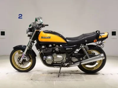 Kawasaki ZEPHYR750  с аукциона в Японии