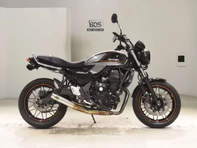 Kawasaki Z650RS