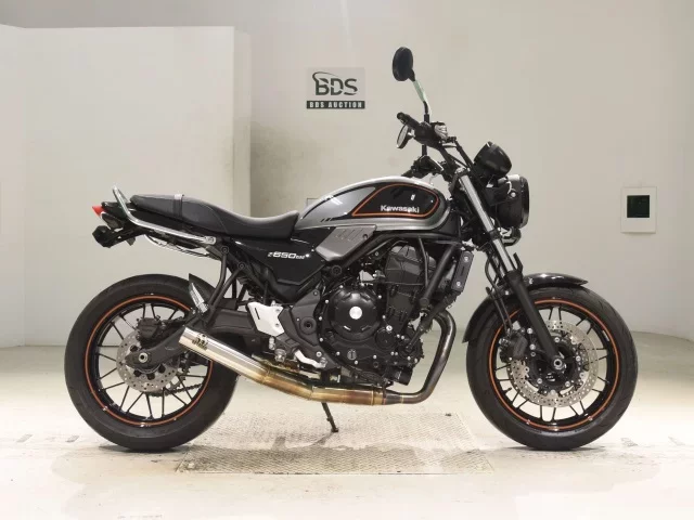Kawasaki Z650RS