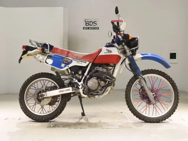 Honda XLR250 BAJA лот № 2996 оценка 4  с аукциона в Японии