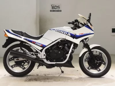Honda VT250F  с аукциона в Японии