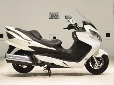 Suzuki SKYWAVE 250M