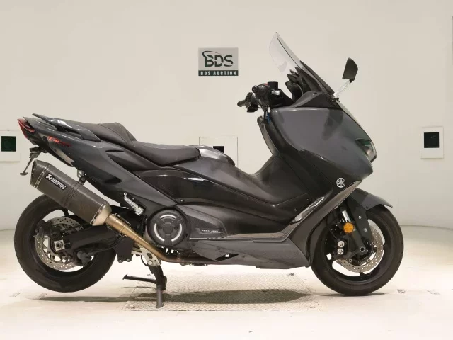 Yamaha T-MAX560T