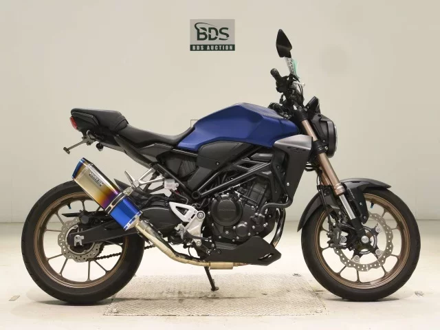 Honda CB250RA лот № 7987 оценка 5  с аукциона в Японии