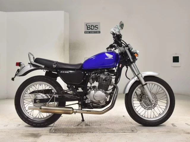 Honda CB223S