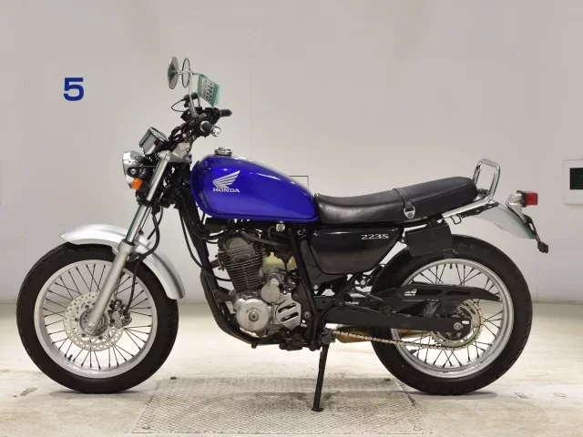 Honda CB223S