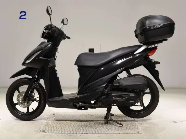 Suzuki ADDRESS110-2