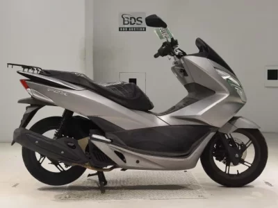 Honda PCX125-2