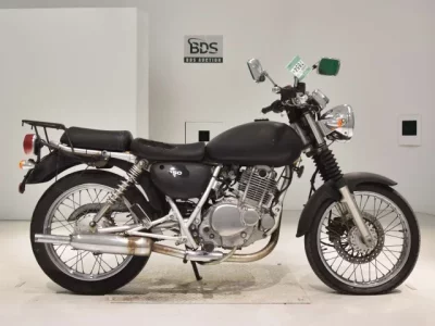 Suzuki ST250E