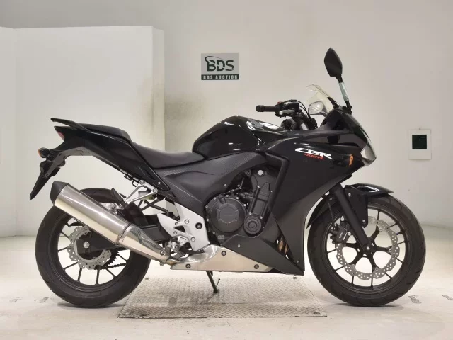 Honda CBR400R лот № 3042 оценка 5  с аукциона в Японии