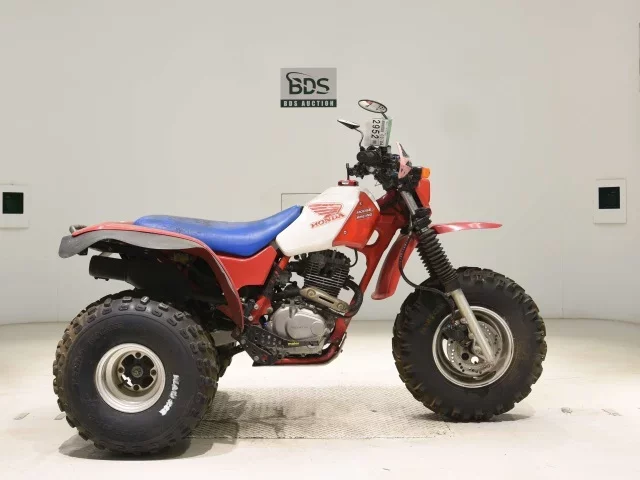 Honda ATC200X лот № 2952 оценка 4  с аукциона в Японии