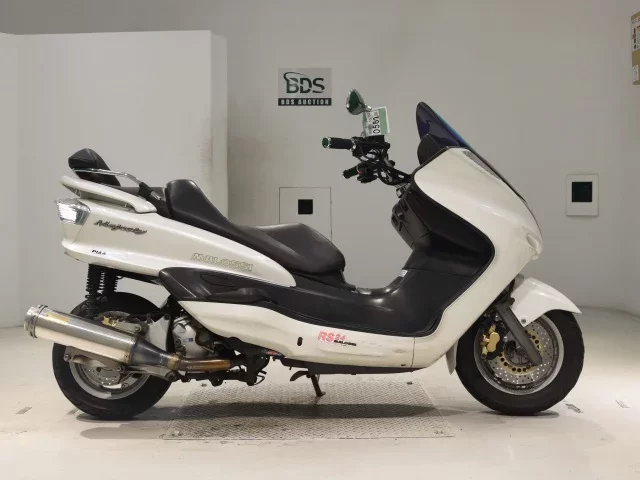 Yamaha MAJESTY 250-2 лот № 0562 оценка 4  с аукциона в Японии