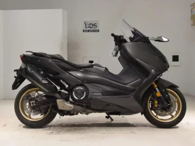 Yamaha T-MAX560  с аукциона в Японии