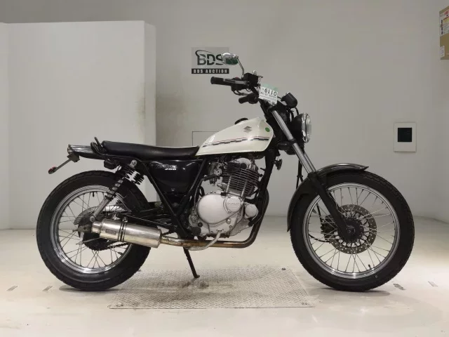 Suzuki GLASS TRACKER BIG BOY