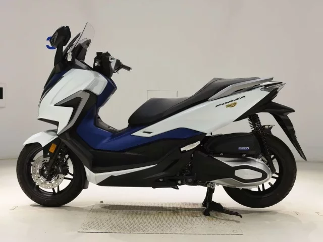Honda FORZA -5