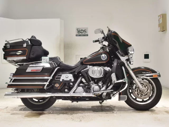 Harley-Davidson HARLEY FLHTCU1450